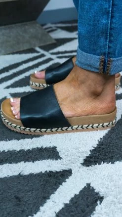 Miami Shoe Black Isabella Platform Sandals