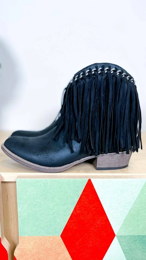 Very G SHOES Black Juno Booties