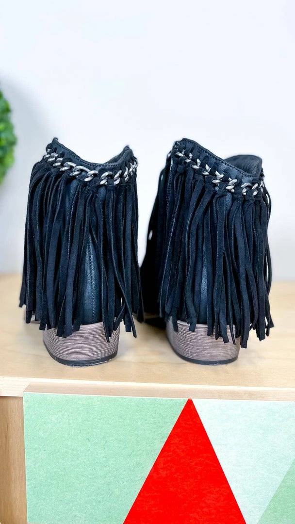 Very G SHOES Black Juno Booties