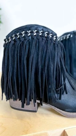 Very G SHOES Black Juno Booties