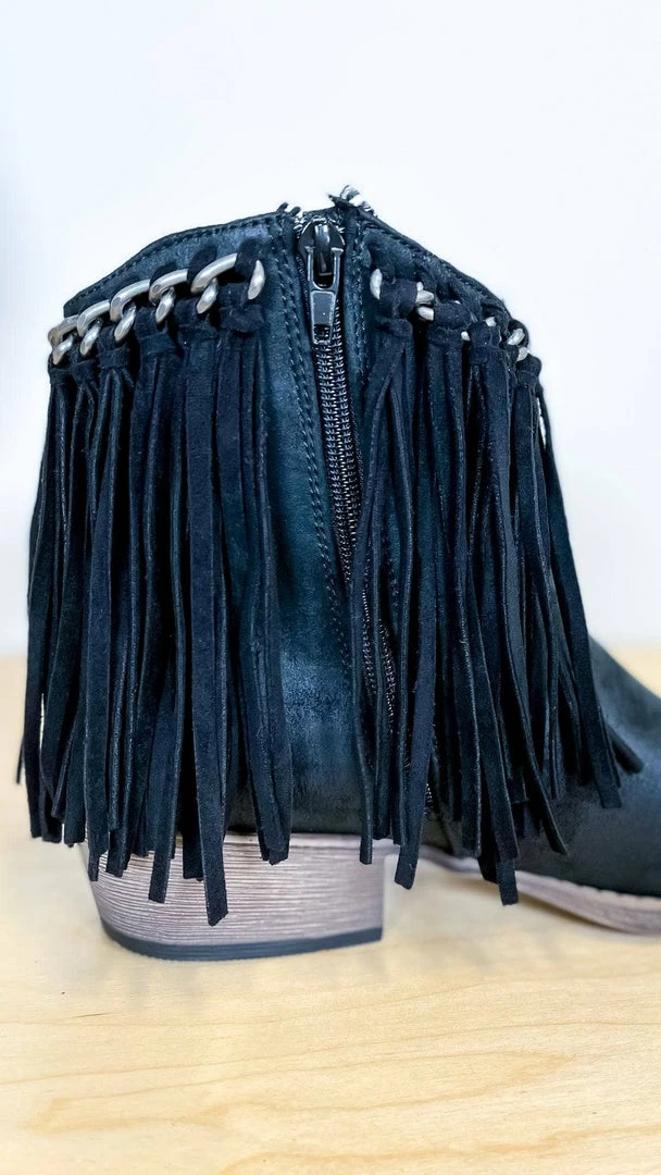 Very G SHOES Black Juno Booties