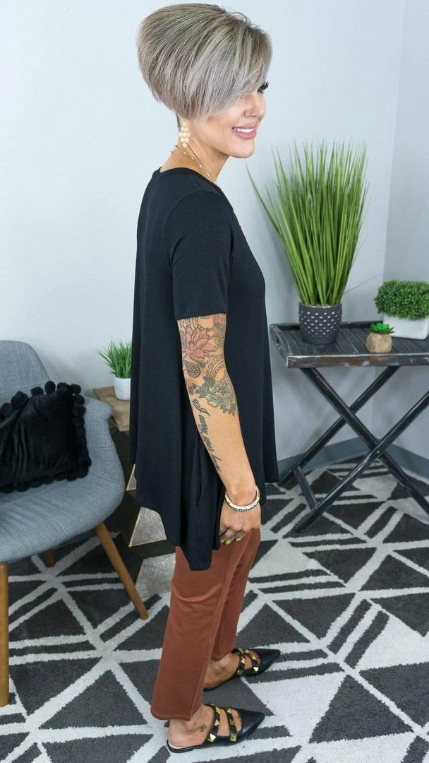 The ZigZag Stripe Black Just You Wait Sleeve Top