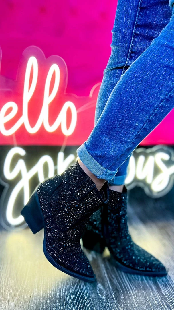 Very G Black Kady Booties SHOES