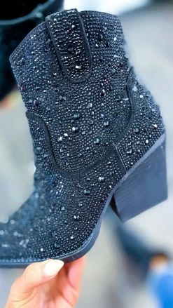 Very G Black Kady Booties SHOES