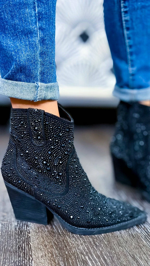 Very G Black Kady Booties SHOES