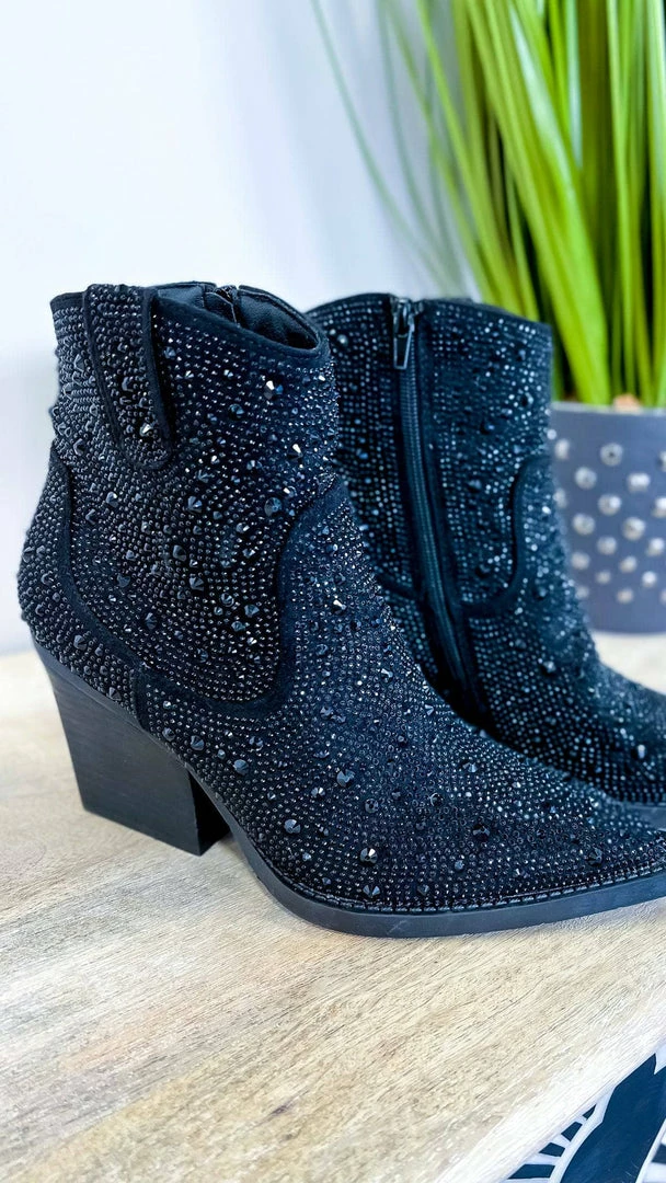 Very G Black Kady Booties SHOES