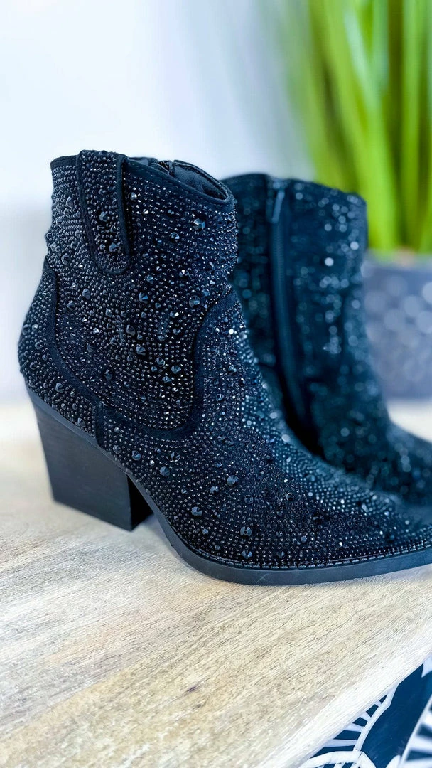 Very G Black Kady Booties SHOES