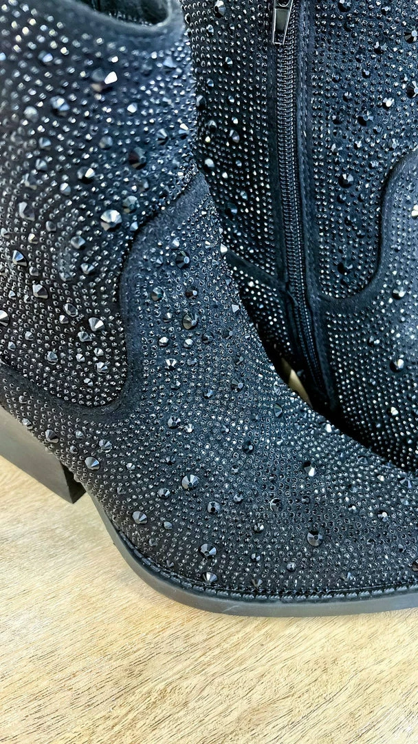 Very G Black Kady Booties SHOES