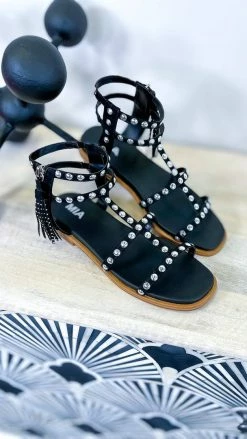 MIA SHOES Black Kathalina Sandal