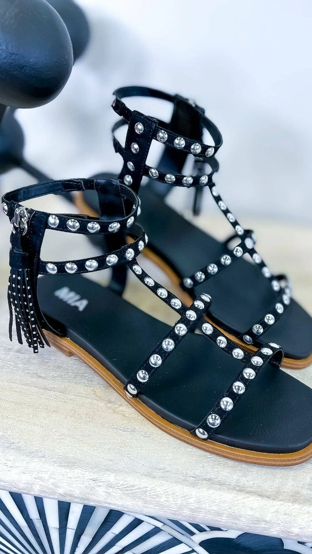 MIA SHOES Black Kathalina Sandal
