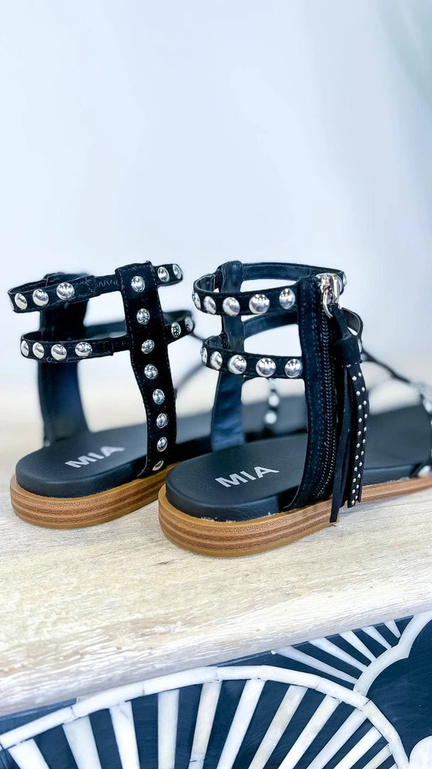 MIA SHOES Black Kathalina Sandal