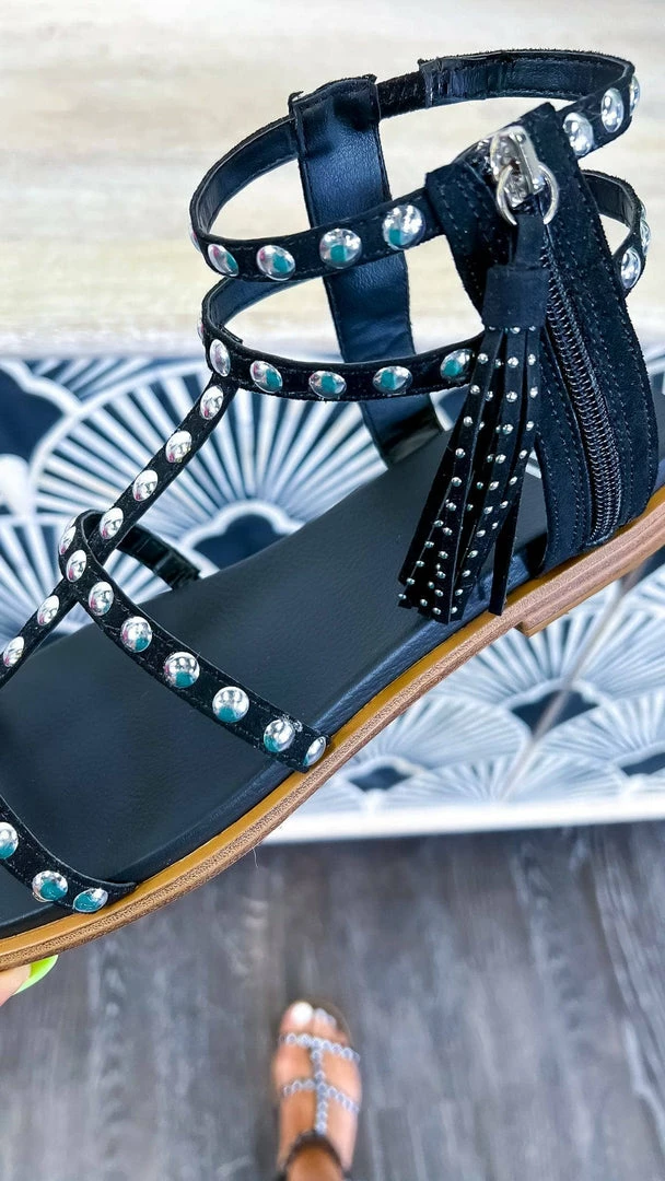 MIA SHOES Black Kathalina Sandal