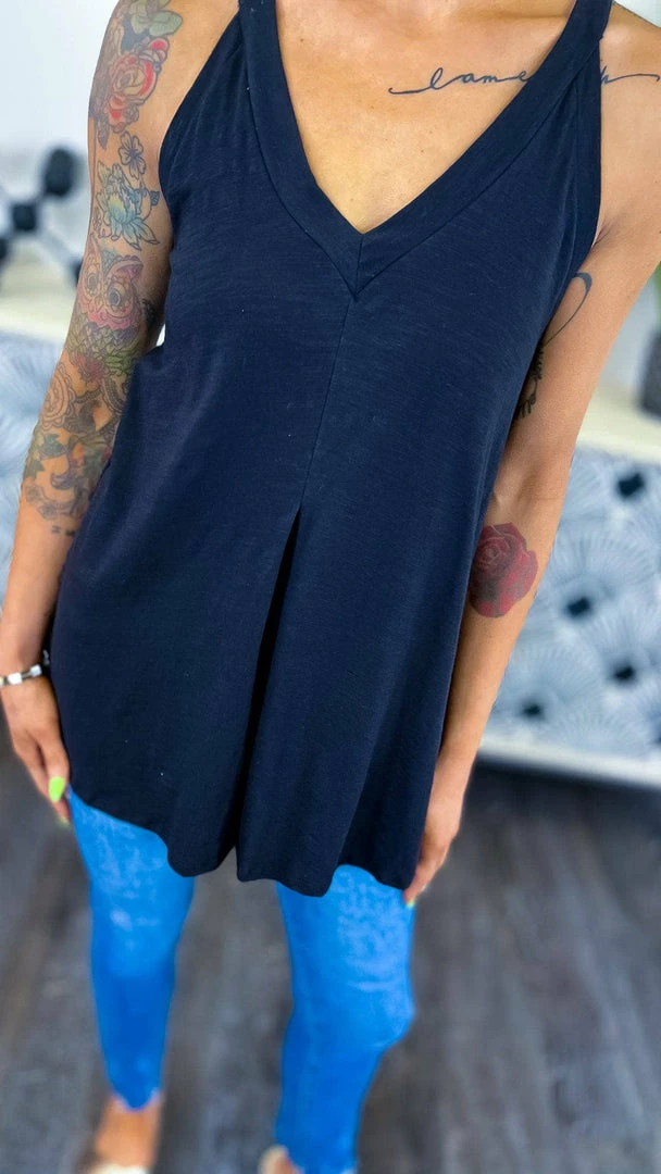 The ZigZag Stripe Black Lake Gal Tank TOPS & TUNICS