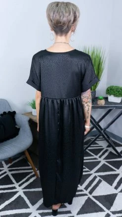 The ZigZag Stripe Black Leopard City Sleek Midi Dress