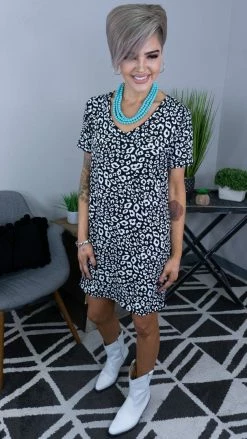 The ZigZag Stripe DRESSES Black Leopard T-Shirt Dress