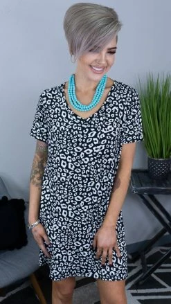 The ZigZag Stripe DRESSES Black Leopard T-Shirt Dress