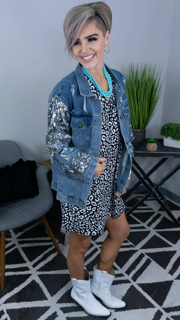 The ZigZag Stripe DRESSES Black Leopard T-Shirt Dress