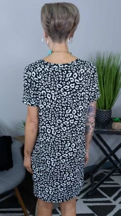 The ZigZag Stripe DRESSES Black Leopard T-Shirt Dress