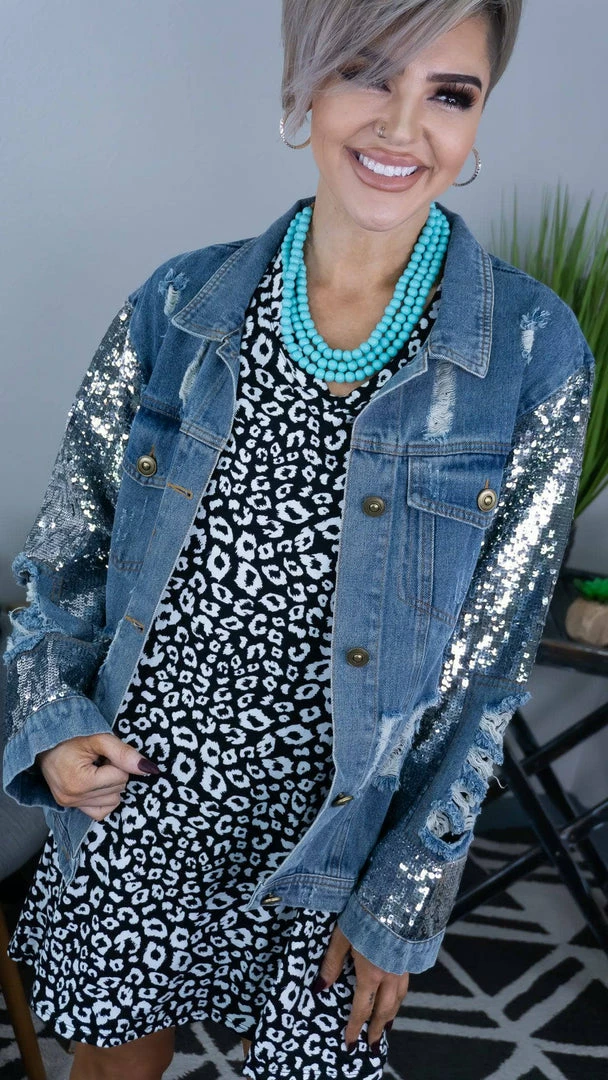 The ZigZag Stripe DRESSES Black Leopard T-Shirt Dress