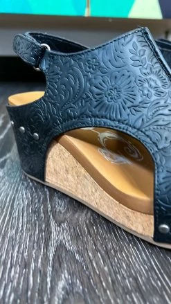 Very G Black Liberty Tooled Wedges