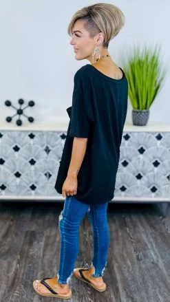 The ZigZag Stripe Black Longing To Lounge Top