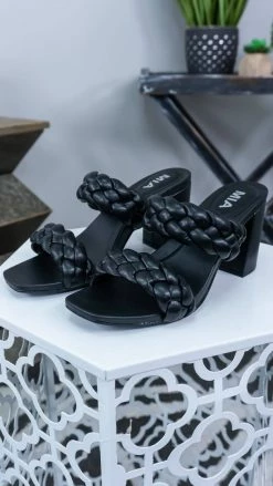 MIA SHOES Black Maine Heels