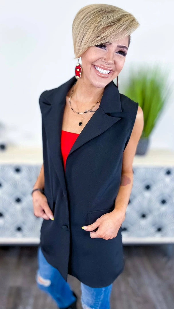 The ZigZag Stripe OUTERWEAR Black Martini Nights Vest