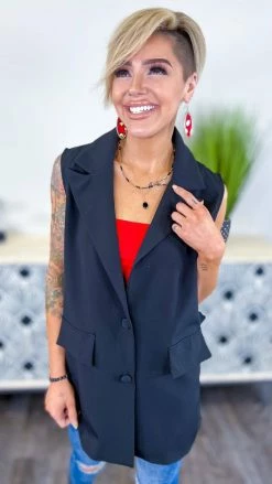 The ZigZag Stripe OUTERWEAR Black Martini Nights Vest