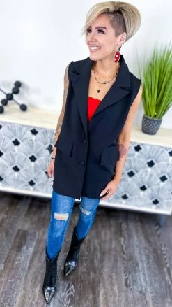 The ZigZag Stripe OUTERWEAR Black Martini Nights Vest