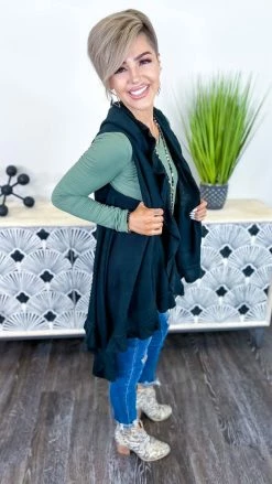 Your Fashion Wholesale Black Me Time Vest OUTERWEAR