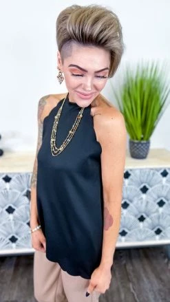 The ZigZag Stripe Black Modern Ideas Tank