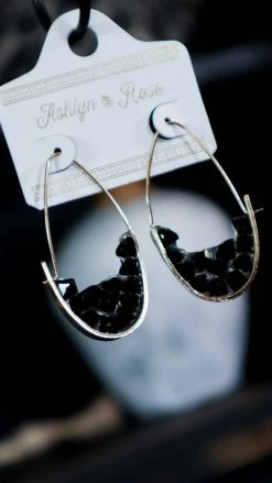 Southern Grace Black My Date Night Earrings