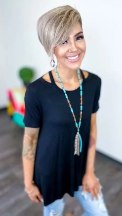 The ZigZag Stripe TOPS & TUNICS Black New Clues Top