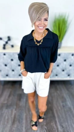 The ZigZag Stripe Black Noteworthy Style Top TOPS & TUNICS