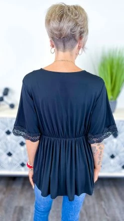 The ZigZag Stripe Black Pour Me Another Top TOPS & TUNICS