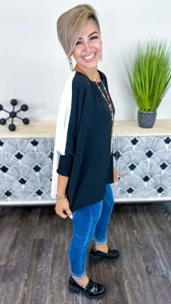 The ZigZag Stripe Black Reversible Colorblock Top