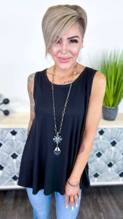 The ZigZag Stripe Black Ribbed Right On Time Tank