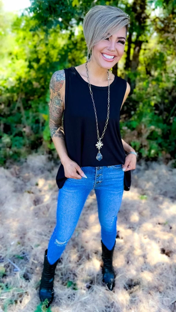 The ZigZag Stripe Black Ribbed Right On Time Tank