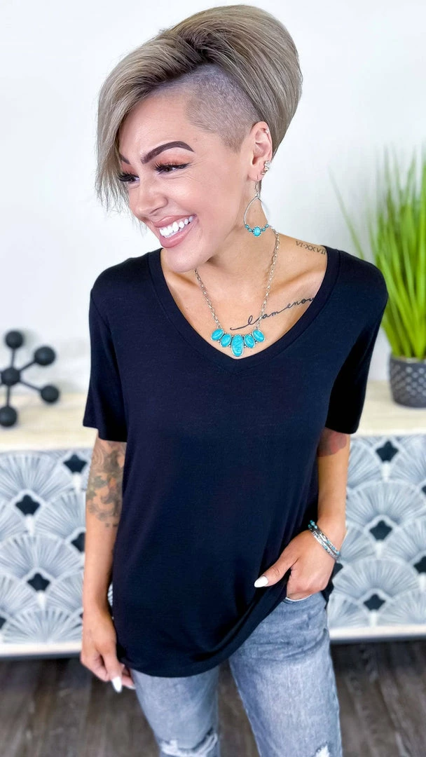 The ZigZag Stripe TOPS & TUNICS Black Slub Boyfriend Tee