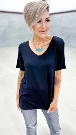 The ZigZag Stripe TOPS & TUNICS Black Slub Boyfriend Tee