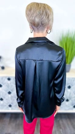 The ZigZag Stripe TOPS & TUNICS Black Smile For The Camera Top