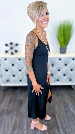 The ZigZag Stripe Black Sought After Dress [NO RETURNS]