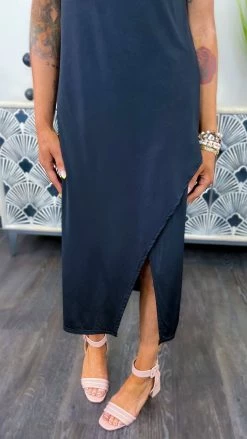 The ZigZag Stripe Black Sought After Dress [NO RETURNS]