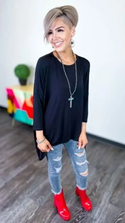 The ZigZag Stripe Black Stay Original Top TOPS & TUNICS