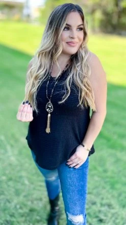 The ZigZag Stripe Black Style Leader Tank TOPS & TUNICS