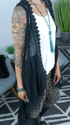 Origami OUTERWEAR Black Sway With You Vest