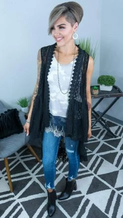 Origami OUTERWEAR Black Sway With You Vest