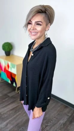 The ZigZag Stripe TOPS & TUNICS Black Sweet Impressions Top