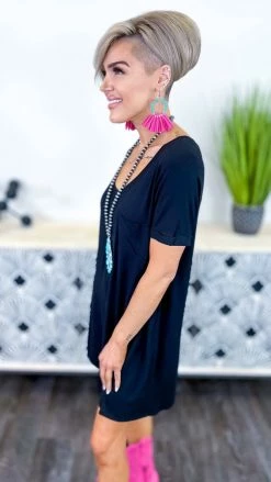 The ZigZag Stripe Black T-Shirt Dress