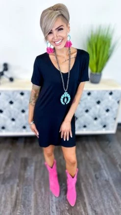 The ZigZag Stripe Black T-Shirt Dress